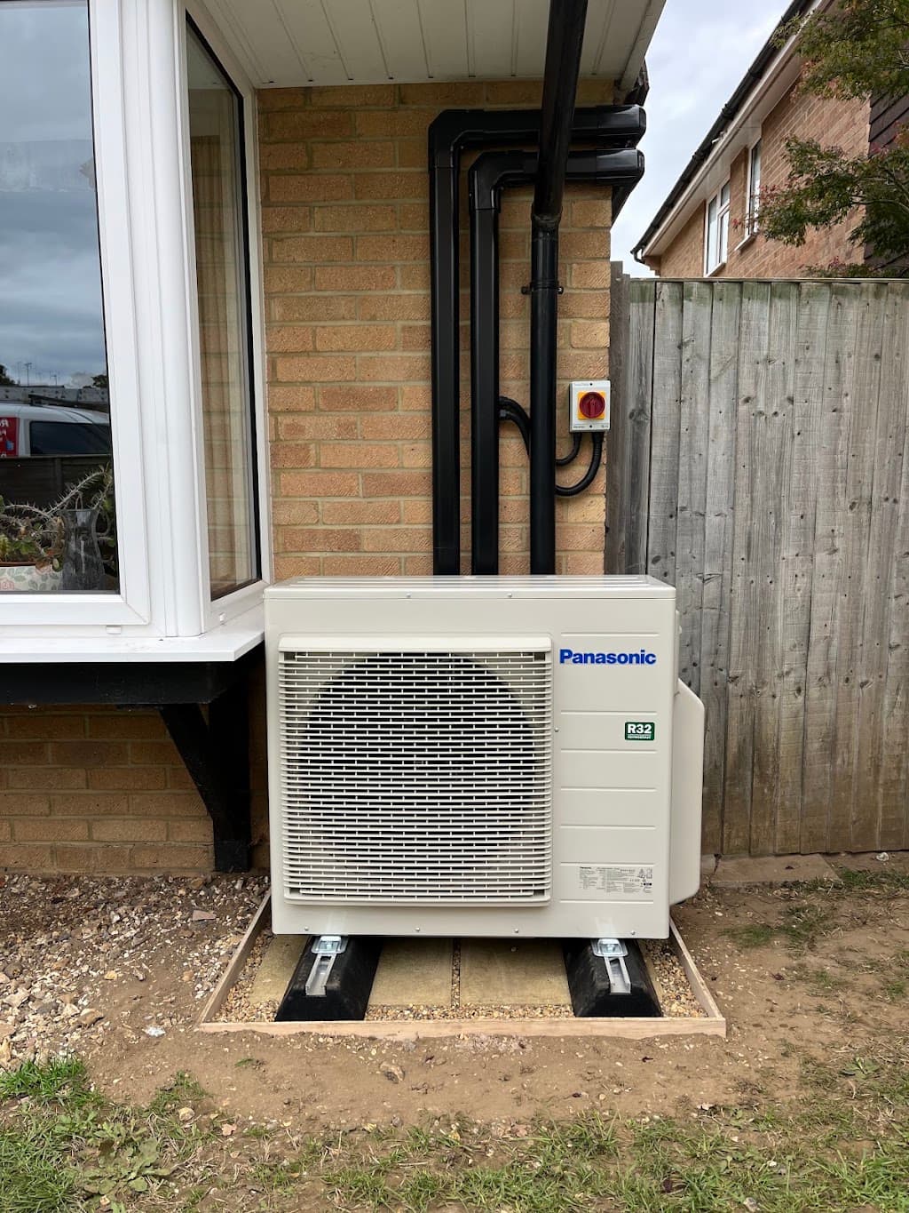 JL GAS, Heating, Air source heat pumps, Air conditioning, Plumbing