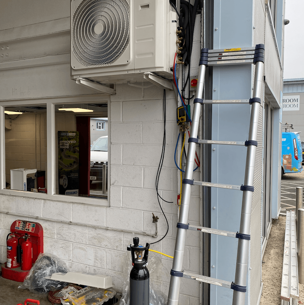 Oxyplumb Domestic & Commercial Boiler Engineers