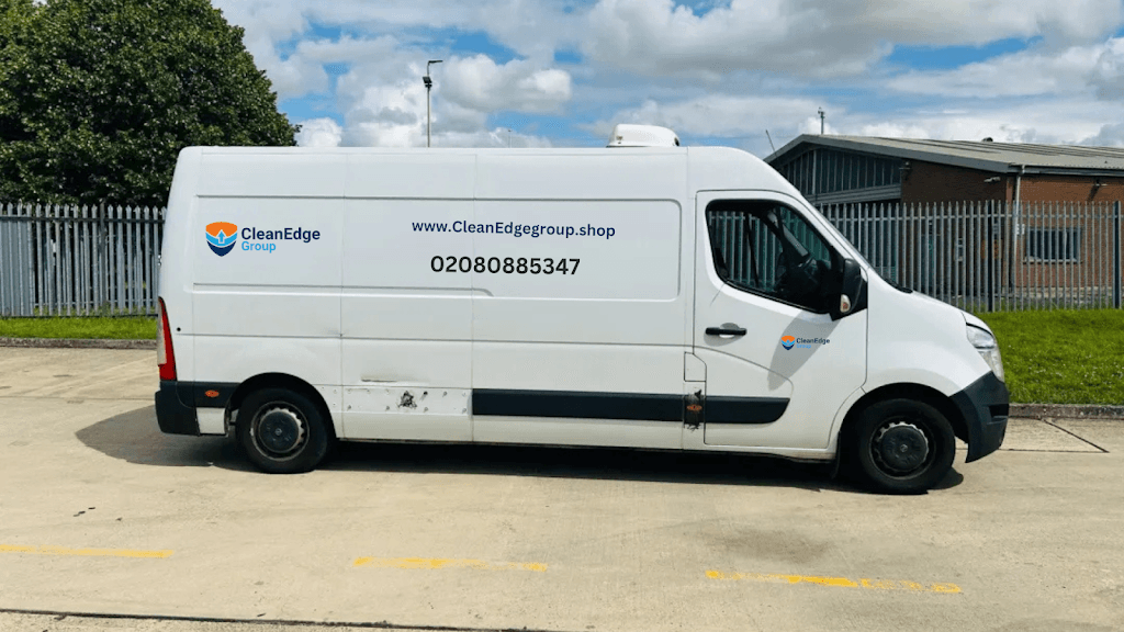 Ecobarrier Crew