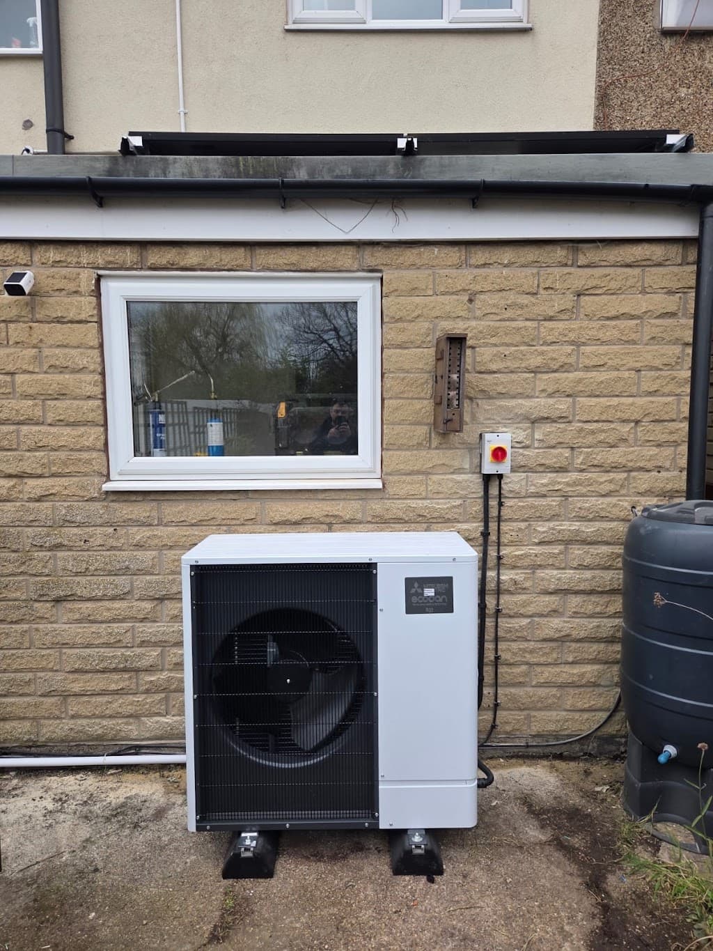 Night and Day Renewable Energy | Air Source Heat Pumps