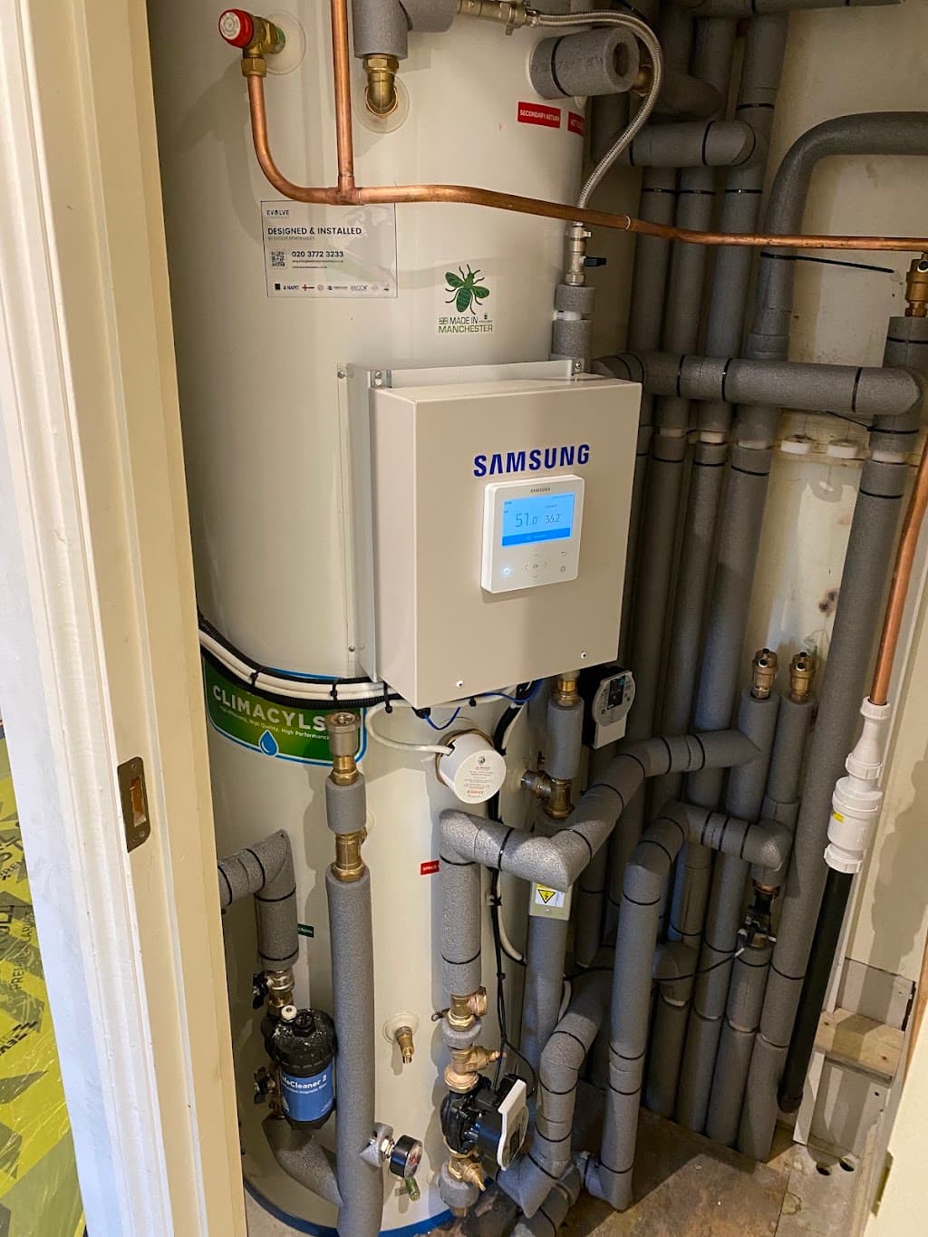 Evolve Renewables Solar Panels & Air Source Heat Pumps