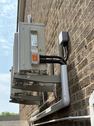 Griffiths Air Conditioning & Electrical Contractors — Customer photo
