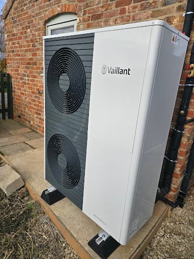 Air Source Company Heat Pump Installation, MCS Certified — Customer photo